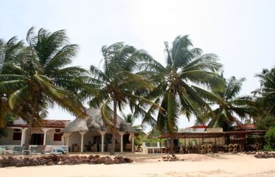 AUBERGE TREIZEGUY - Hotel Sénégal